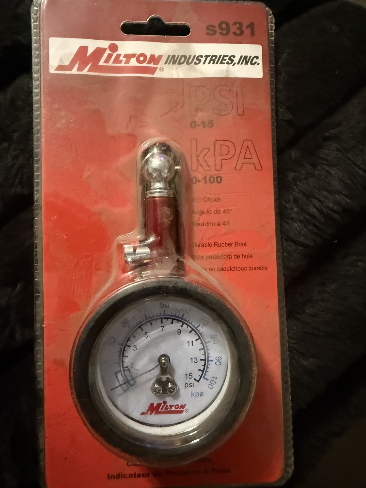 Milton S-931 Dial Tire Gauge, 0-15 PSI – 1/2 lb increments