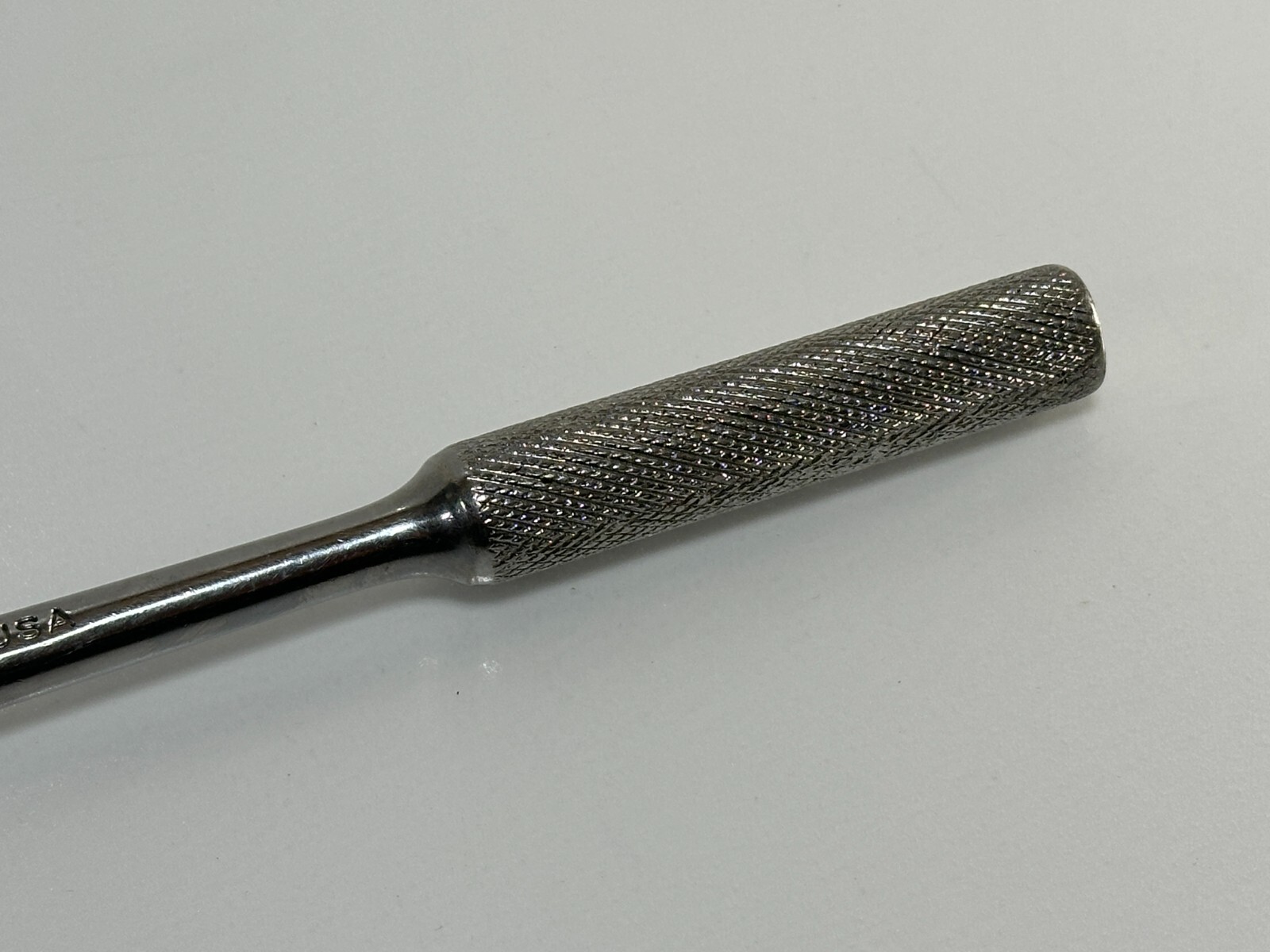 JOHN DEERE Tools USA TY3522 3/8″ Drive Flex Head Ratchet – Chrome Knurled Handle
