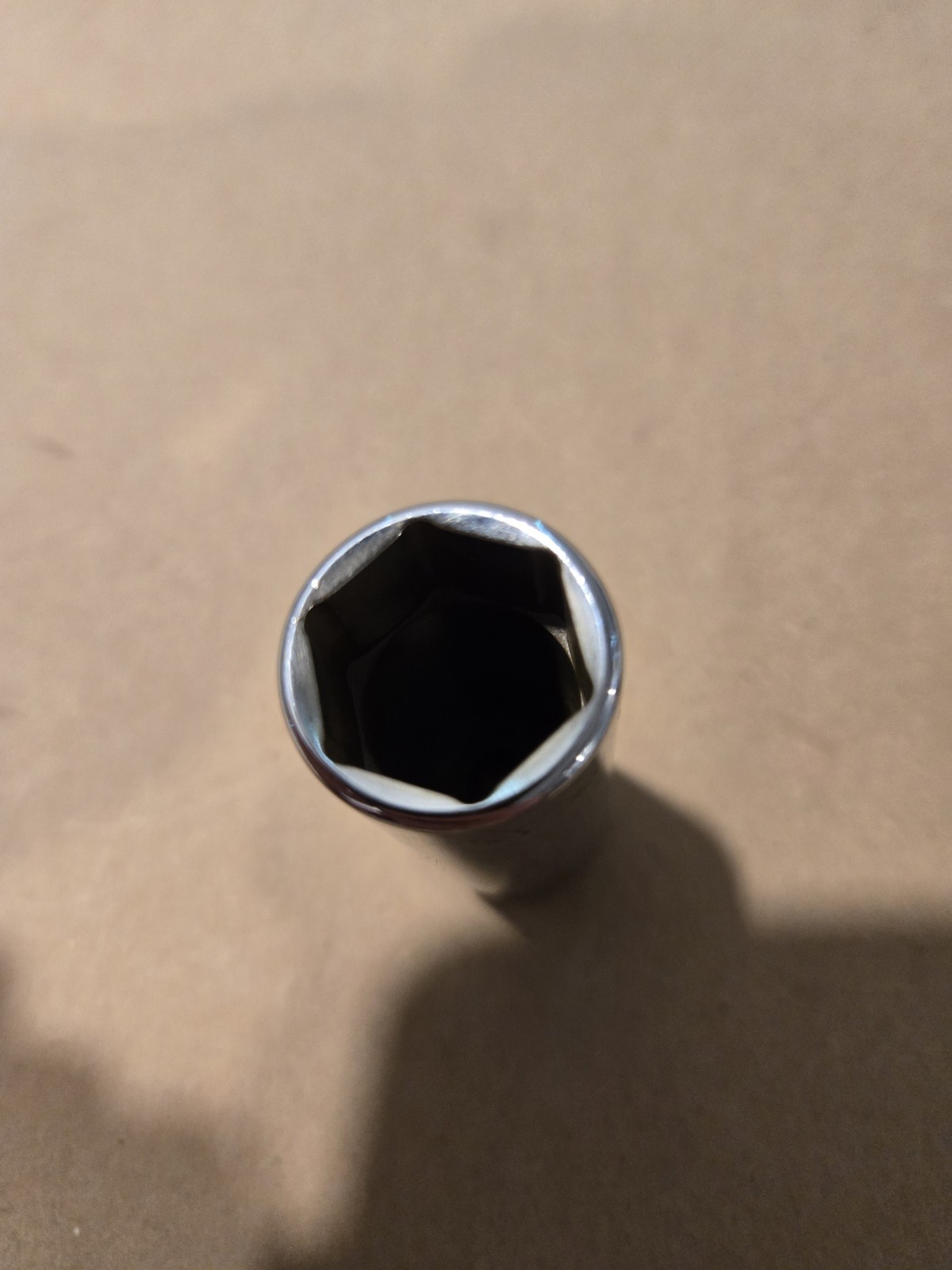 Snap On 3/8″ Drive 18MM 6PT Metric Deep Chrome Socket USA SFSM18