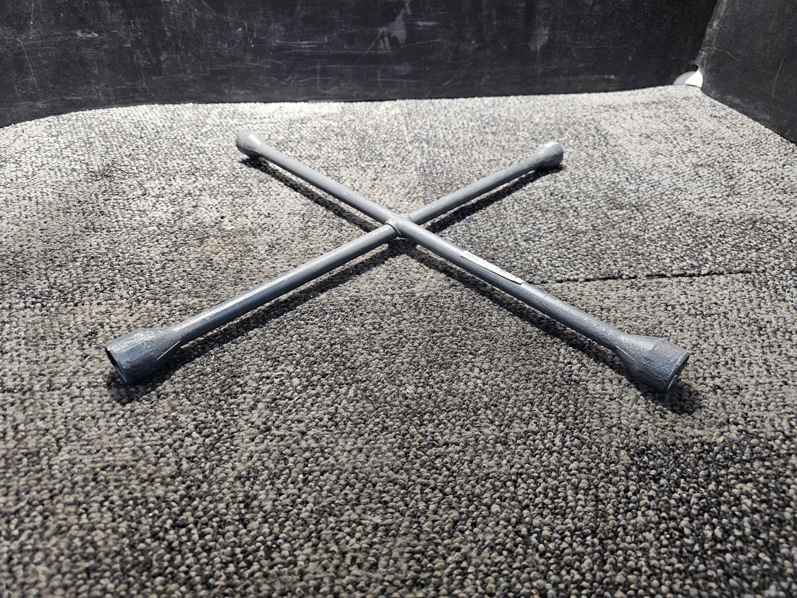 Ken Tool T59 35659 Premium Grade 22 in 4 Way Passenger Vehicle Lug Wrench Steel