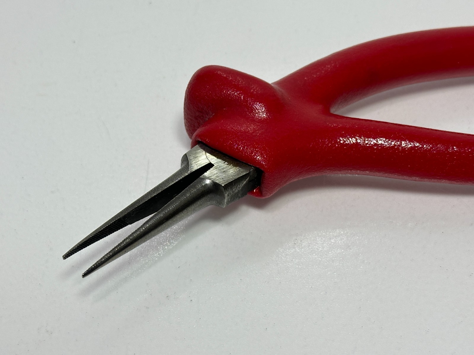 🇺🇸 Klein USA D366-6C (Discontinued) 8-Inch Fatigue Reducing Needle Nose Pliers