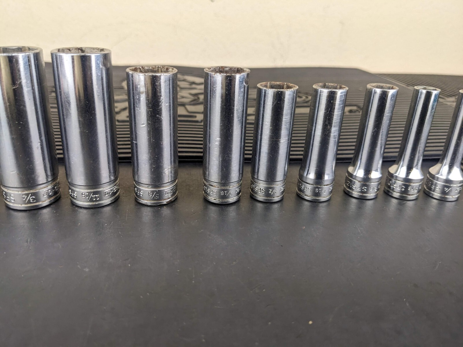 #az527 Snap On 3/8″ Drive 11 Pc SAE Deep 6 Pt Socket Set 211SFSY 1/4″ – 7/8″