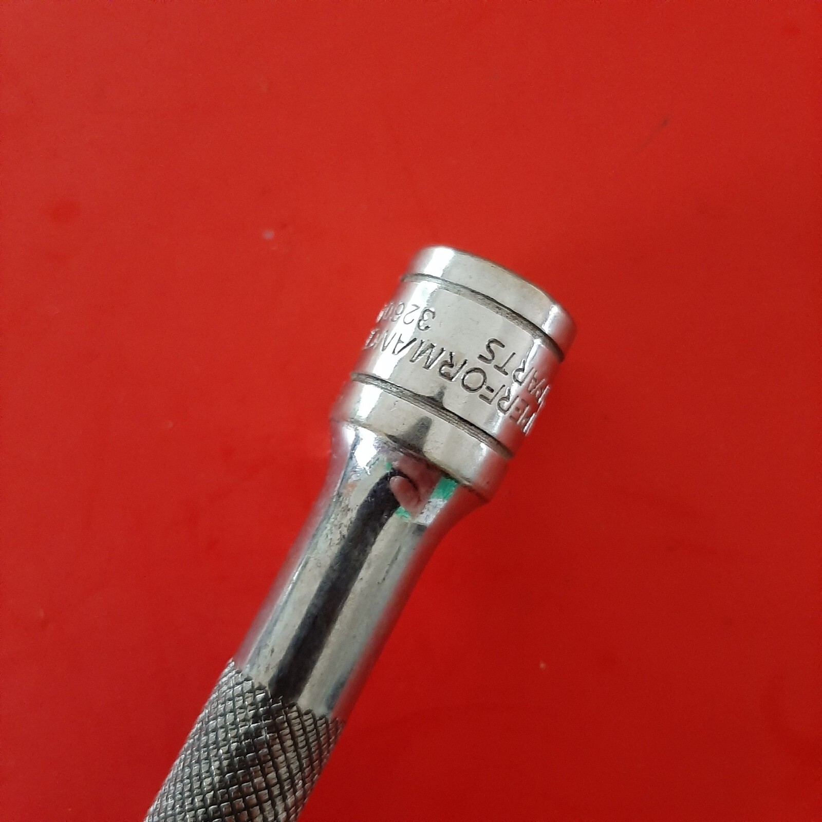 GM Performance Parts 32604 3/8″ Drive 5.75″ Knurled Chrome Socket Extensions