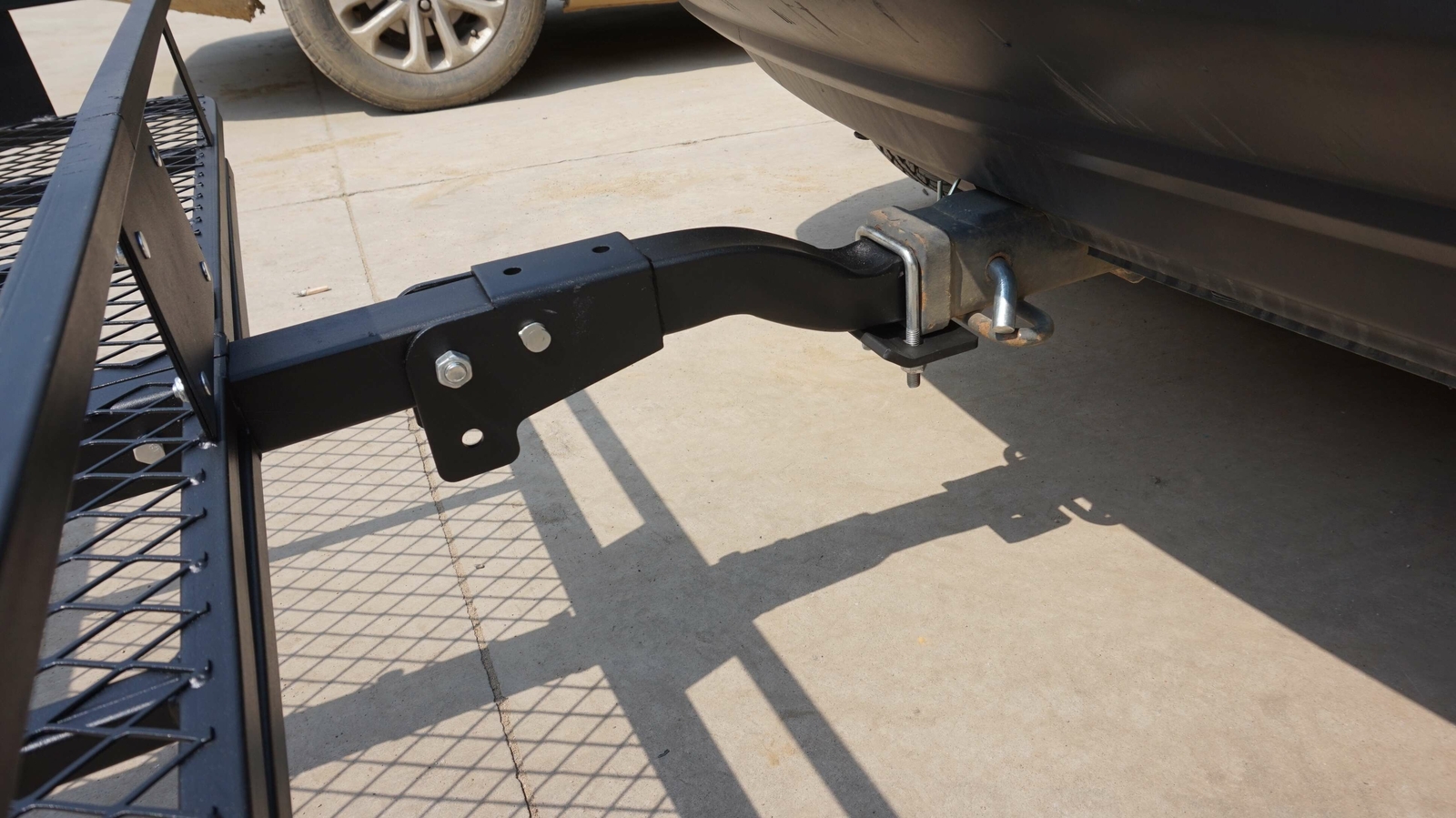 60″x20″ Cargo Carrier Basket Rack Fits 2″ Trailer Tow Hitch Receiver Foldable