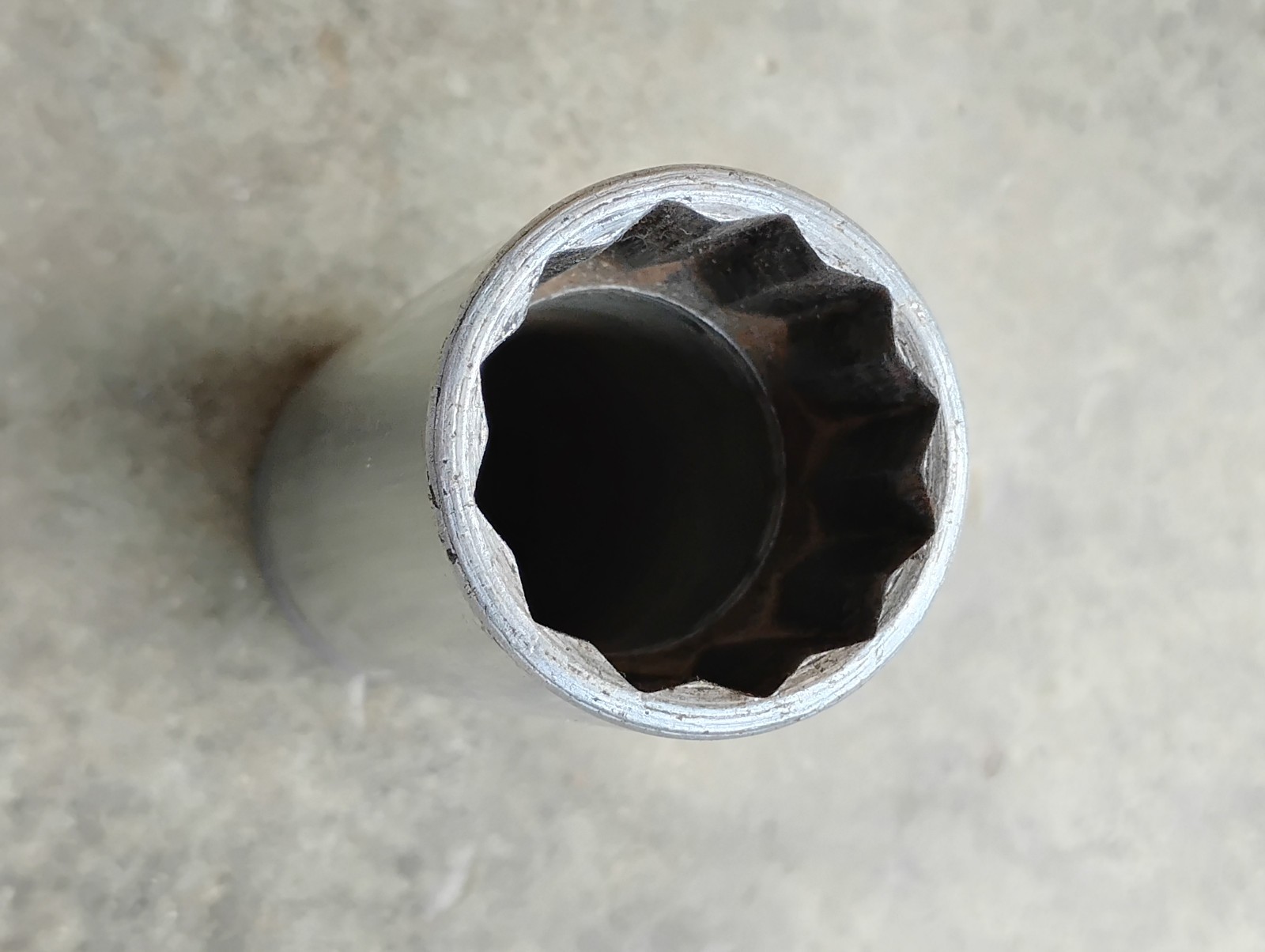 Snap-on 1/2″ Drive 12-Point SAE 1-1/16″ Deep Socket S-341 Made in USA