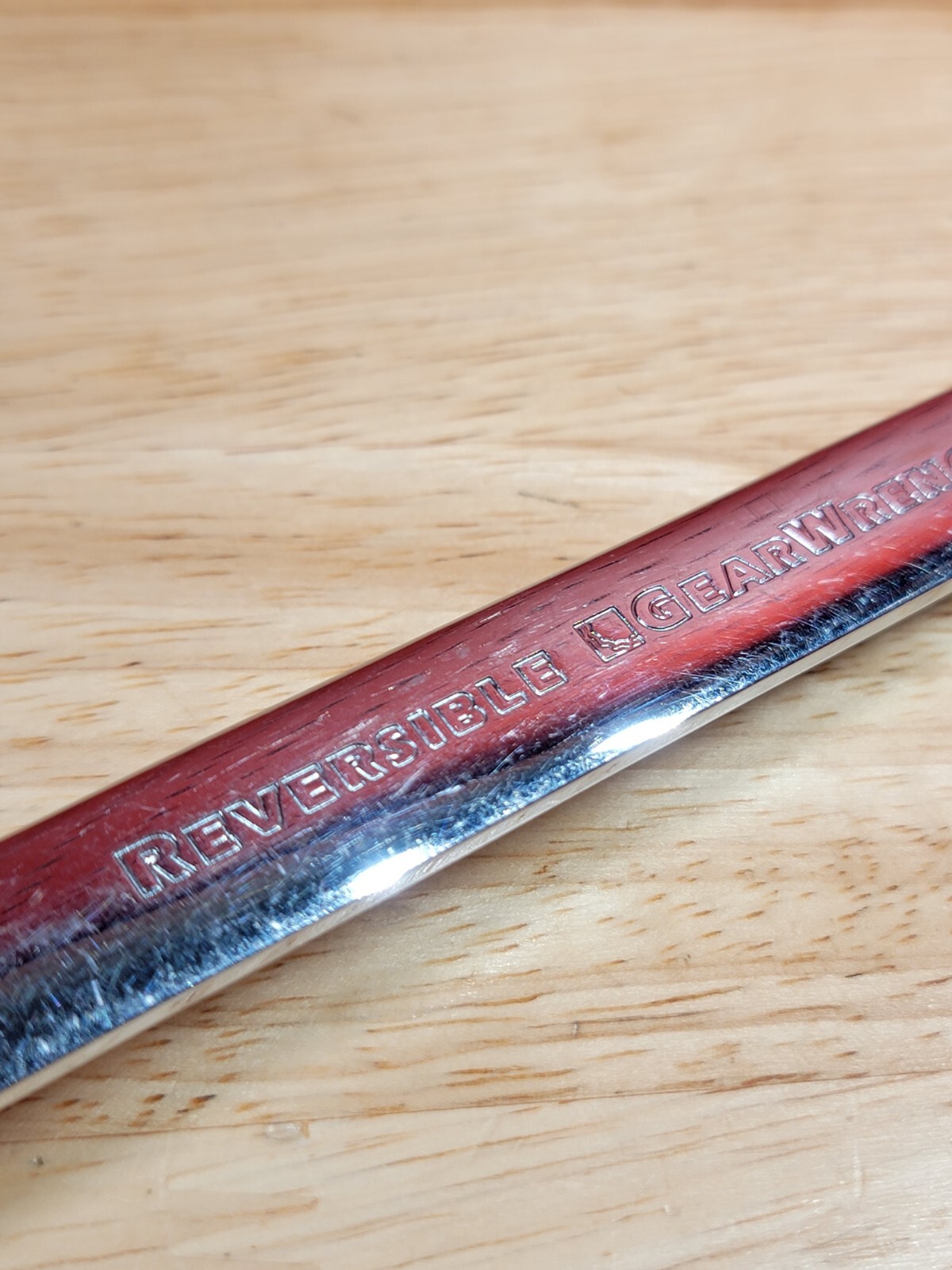 GearWrench Reversible 11/16″ SAE 12-Point Ratchet Wrench