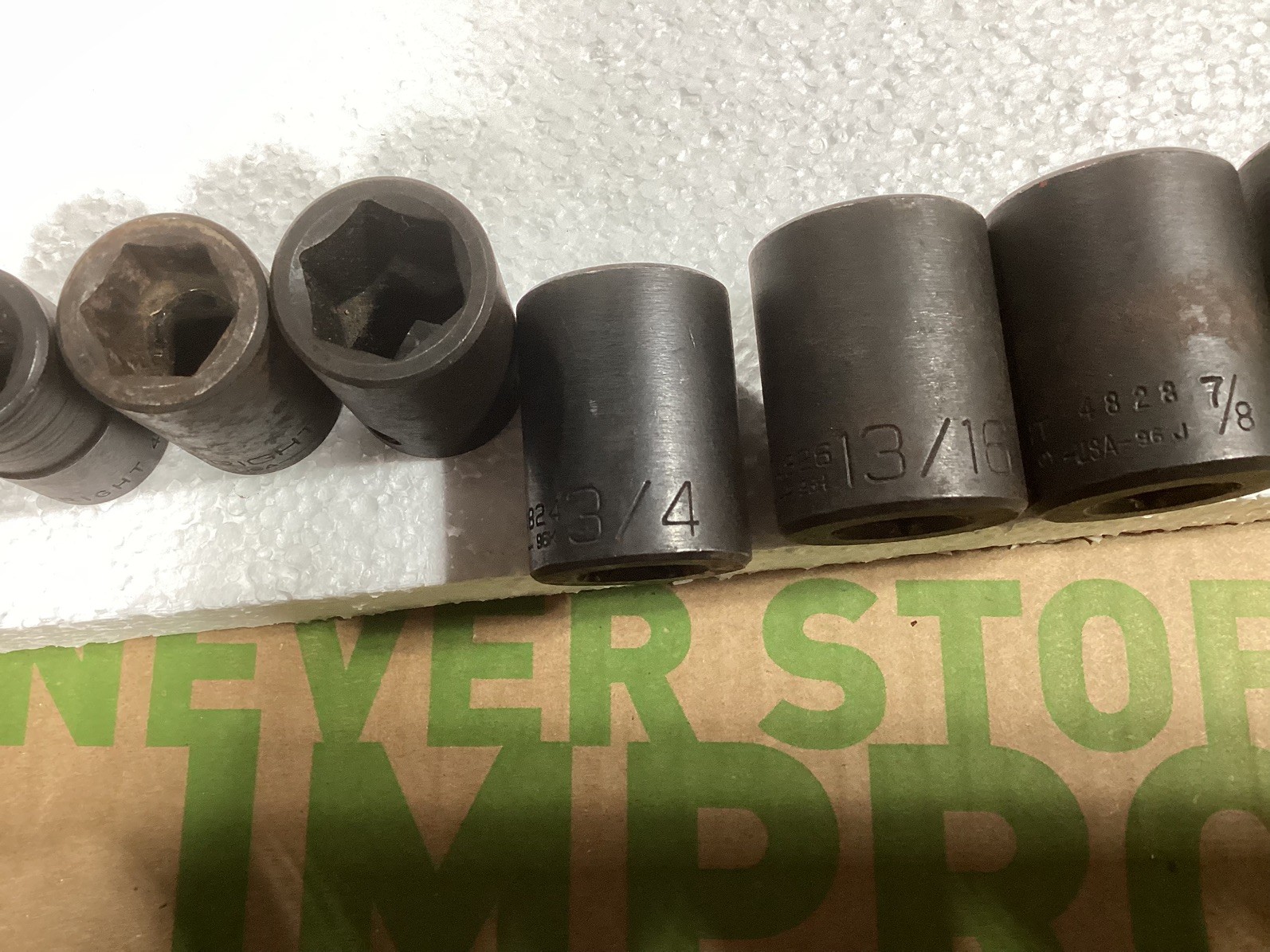 WRIGHT Tools 1/2″ Drive SAE Impact Socket Set 1/2 – 1 1/16 Tray 9 sockets