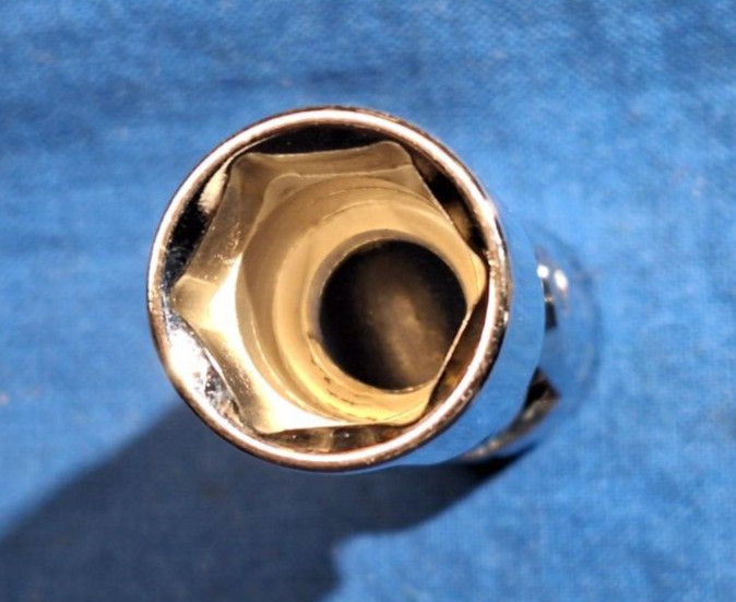 Mac Tools XU186DRA 3/8″ Drive DEEP Universal Socket 9/16″ – 6-PT. BRAND NEW!