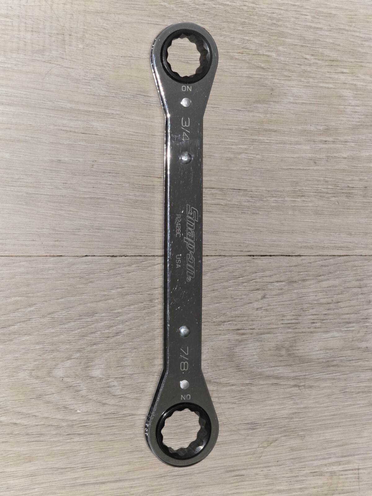 Snap On 3/4–7/8″ 12-Point SAE 0° Offset Ratcheting Box Wrench