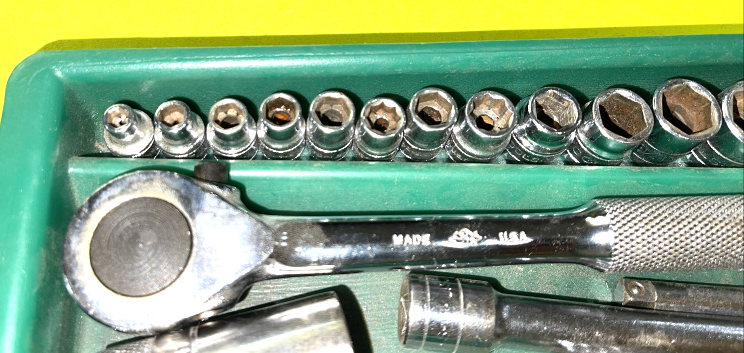 S-K TOOLS 50 PIECE 1/4 & 3/8 DRIVE SAE. GENERAL SERVICE SET SHORT & DEEP