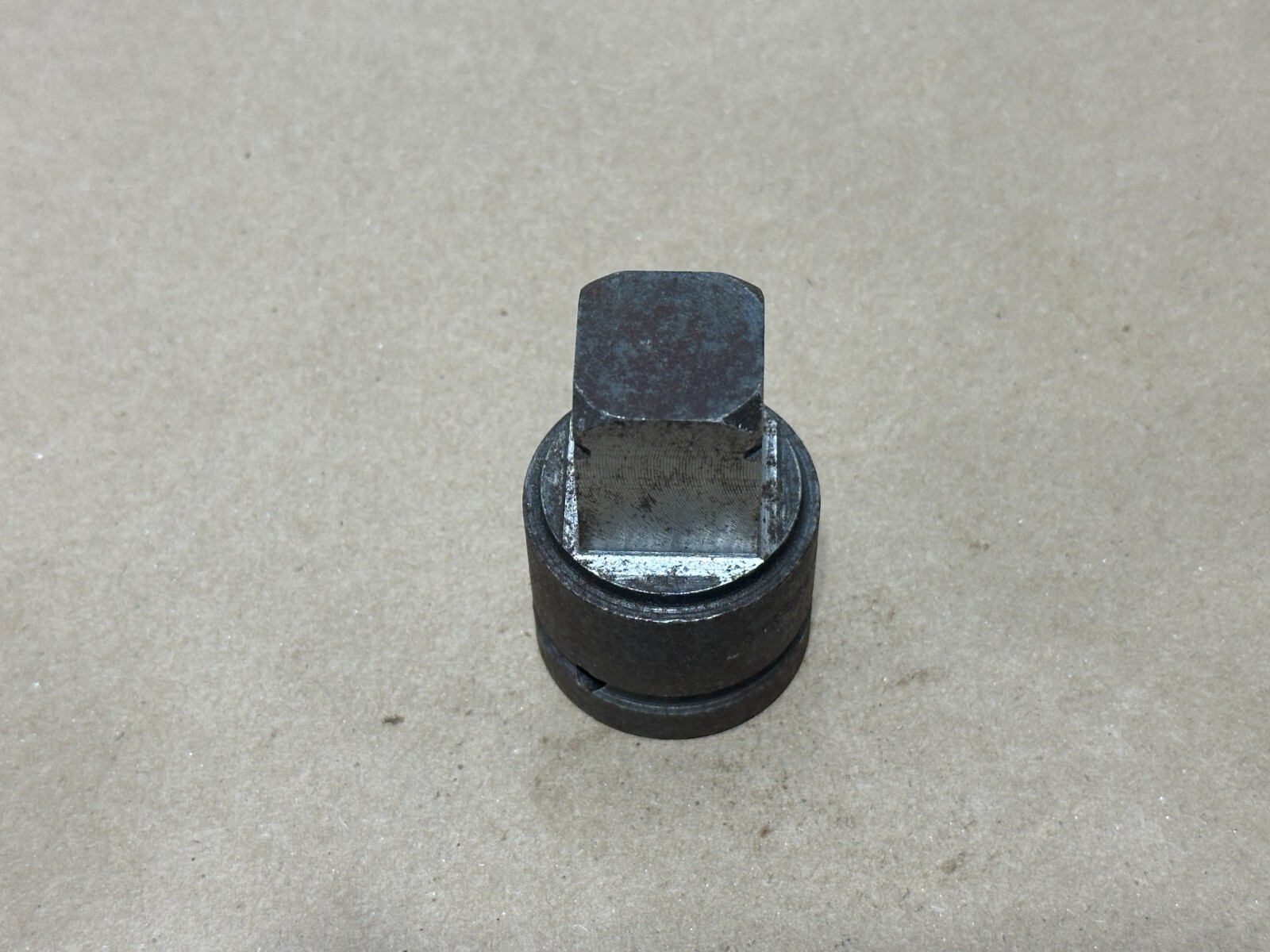 Apex USA EX-1000 3/4» Female Square Drive Adapter To 1″ Male Socket Adapter