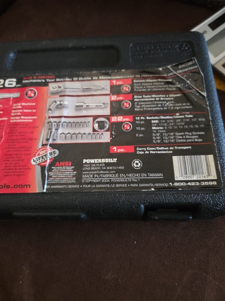 Powerbuilt 26 Pcs 3/8 Socket Set See Photos.