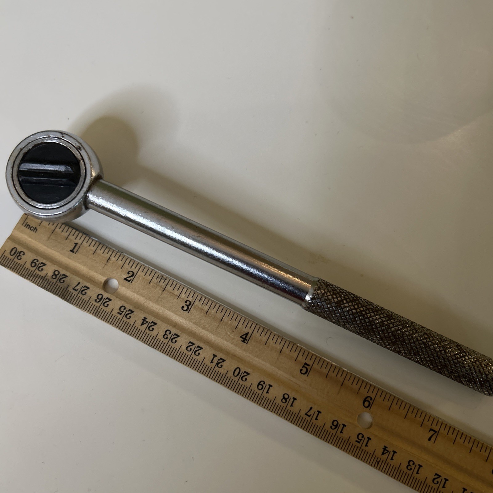 Vintage Hand Tool Drive Ratchet Knurled Handle