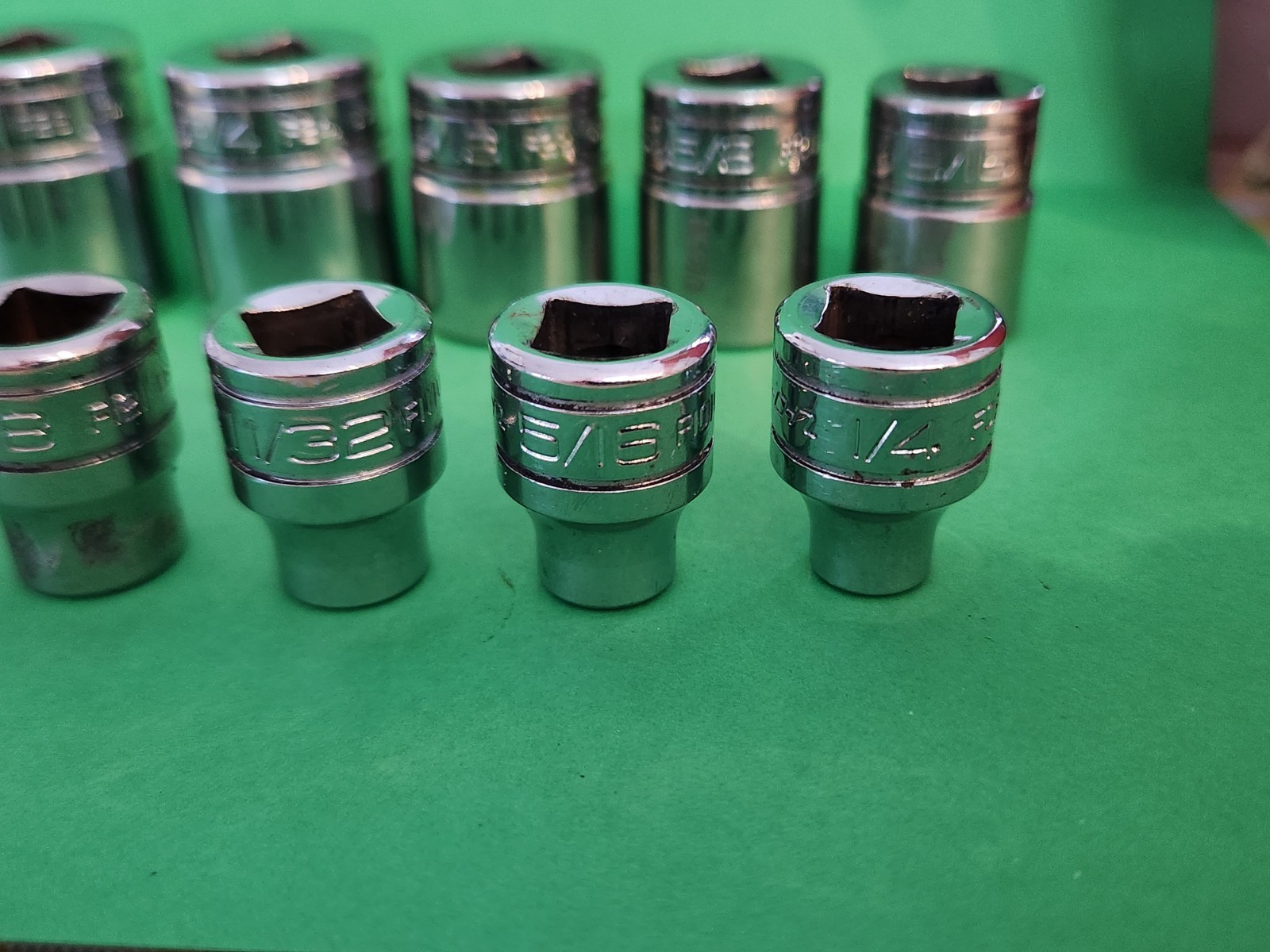 12pc. Snap On 211FY 3/8″ Dr. 12 Pt. Shallow SAE Socket Set 1/4″-7/8″