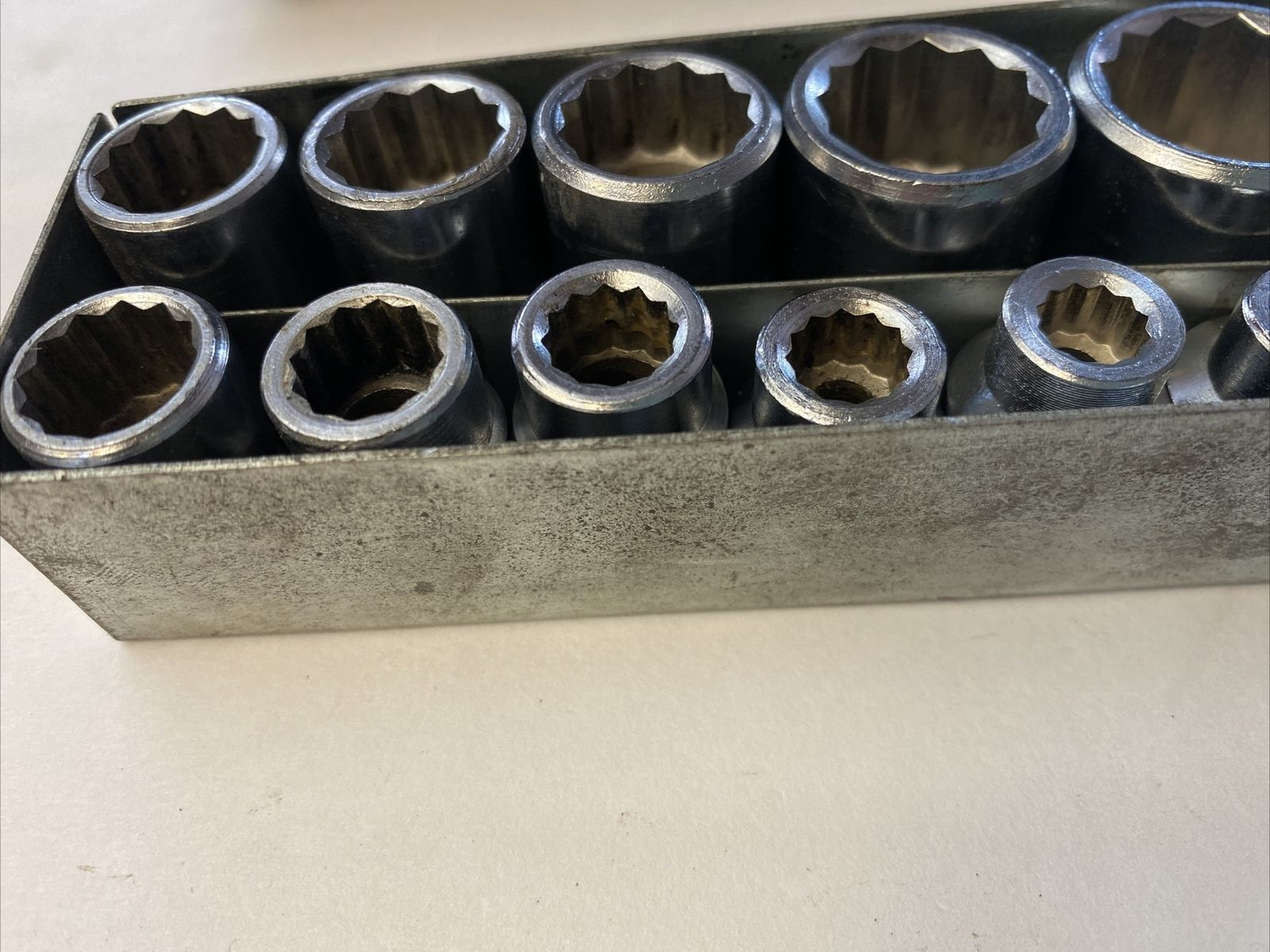 Truecraft Tools CM211 3/8” Drive Metric Socket Set Of 11 Medal Case 12 Point VTG