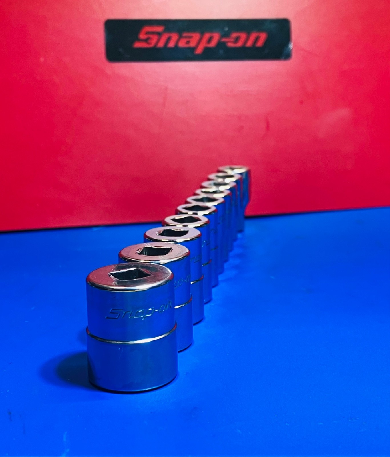 Snap On 1/4″ Drive 12-POINT SAE Shallow Socket Set W/Collectable All Metal Tray