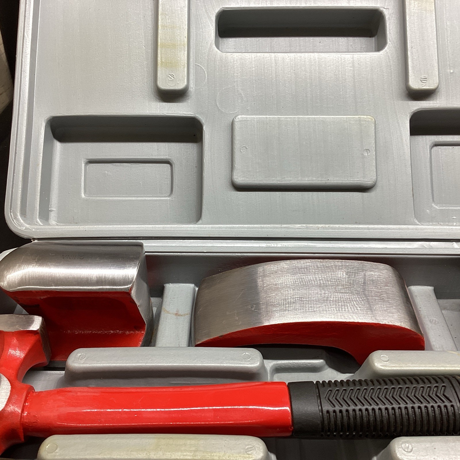 US General 7 Piece Body Fender Repair Set With Case Item 31277