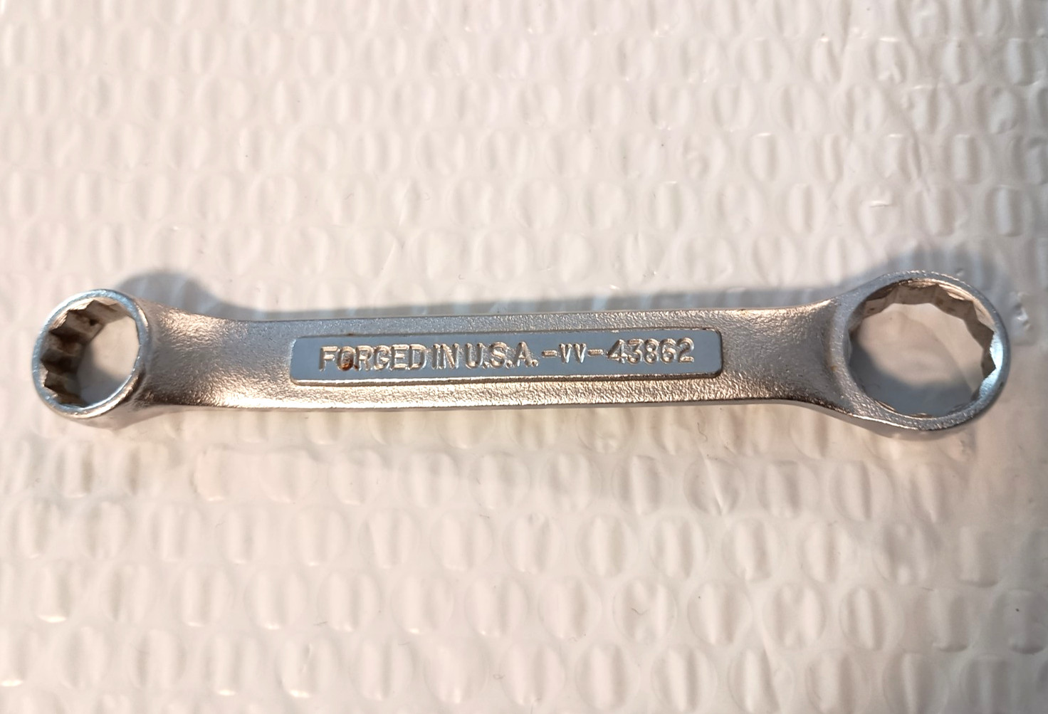 CRAFTSMAN TOOLS VV43862, 5/8″ x 3/4″ DOUBLE BOX WRENCH, 6″ LONG, 12 POINT.