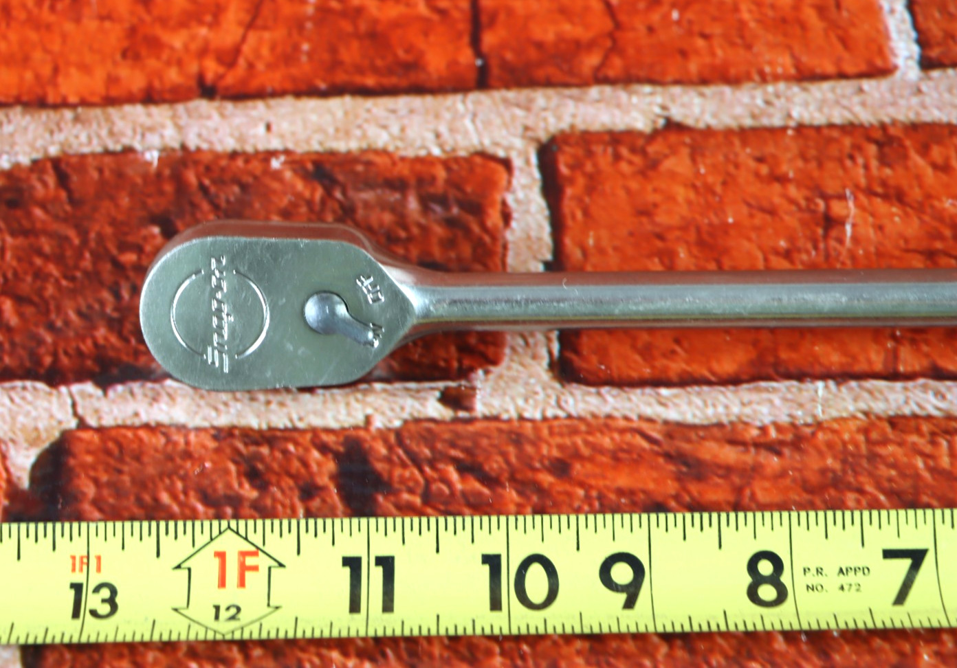 Snap-on Tools USA 3/8″ Drive RED Soft Grip LONG Fixed Head Ratchet FHL80