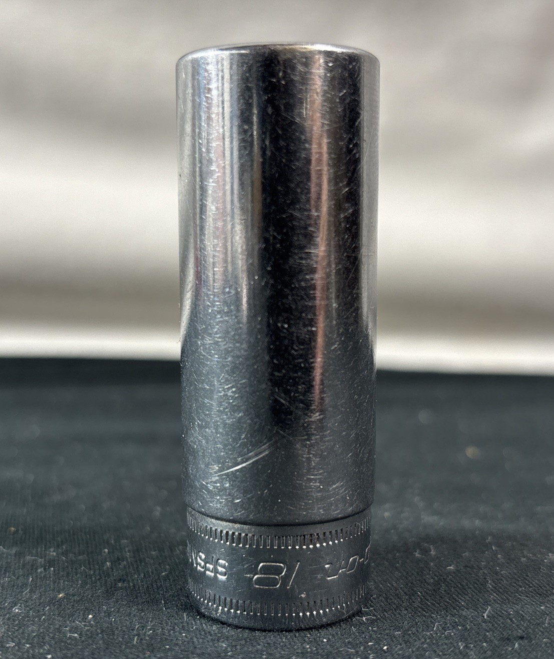 Snap-On Tools 18mm Metric Deep Socket 3/8″ Dr. Chrome – SFSM18