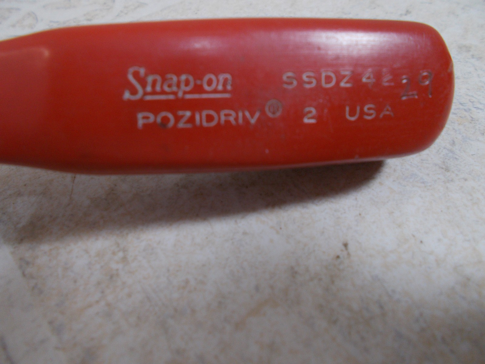 Snap-on Phillips/Pozidriv Screwdriver #2 Red Hard Plastic Handle SSDZ42 USA (Z3)