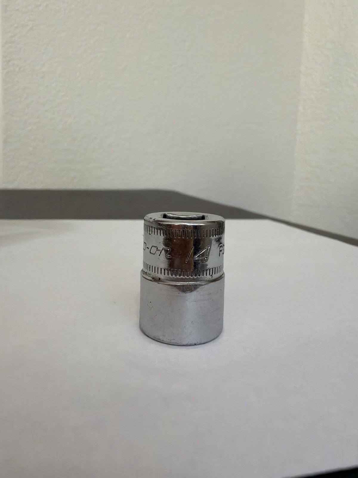 Snap-On Tools 3/8″ Dr. 14mm Metric 6 Point Shallow Chrome Socket FSM141A USA