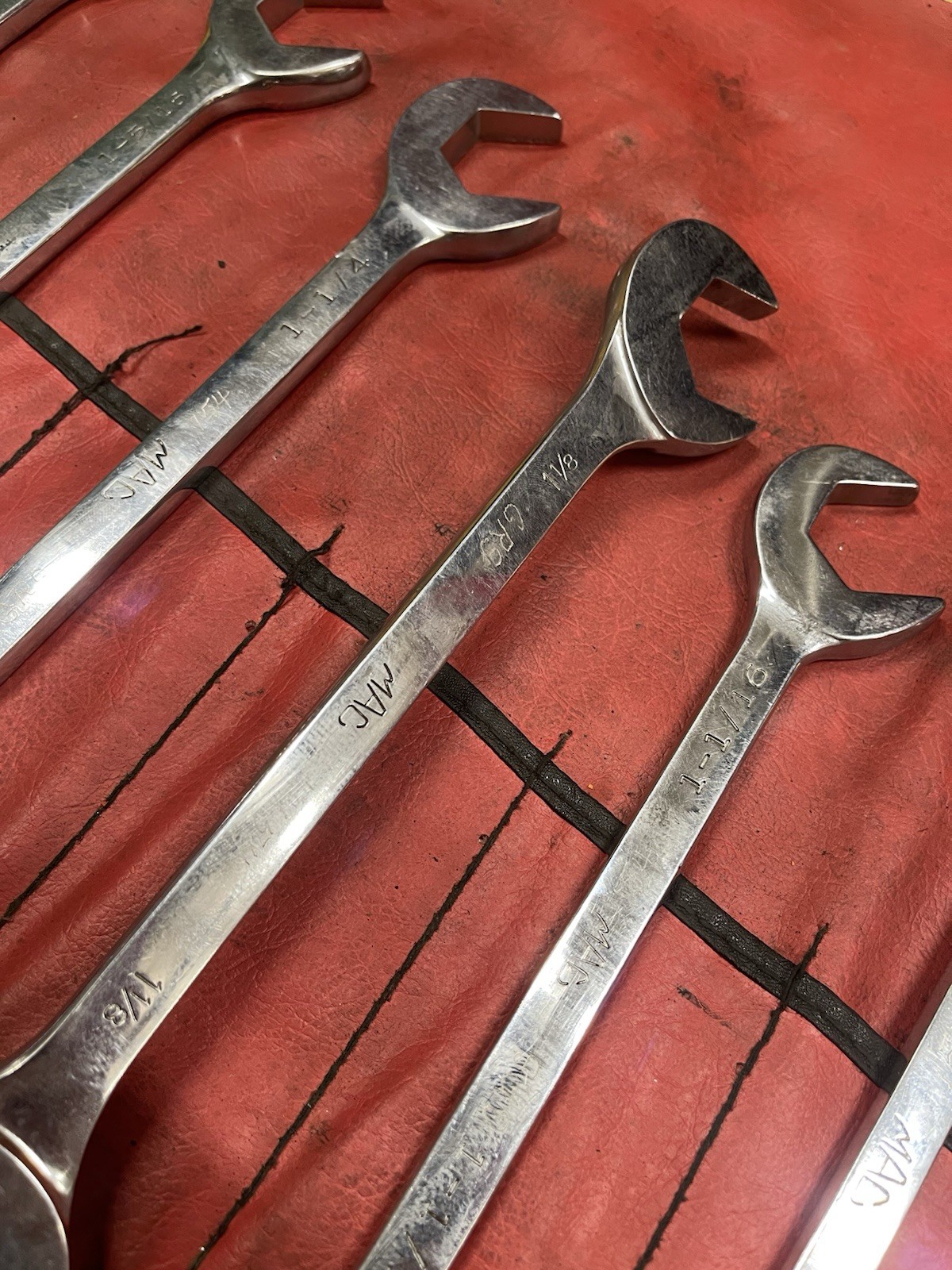 Mac Tools Set No. SDA18K Open Ended Angle 19pc SAE Wrench Set – 3/8″ – 1-1/2″