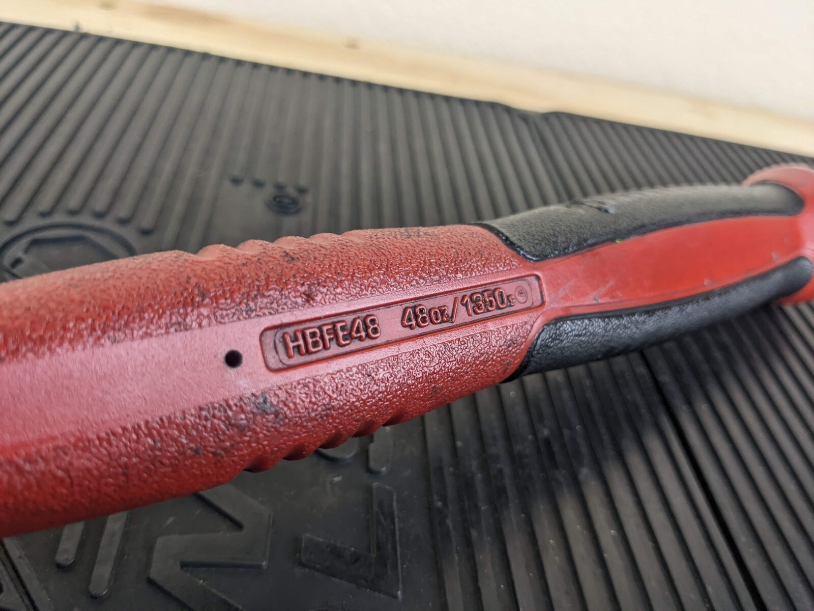 #at919 Snap-On HBFE48 Dead Blow 48-Ounce Soft Grip Hammer RED