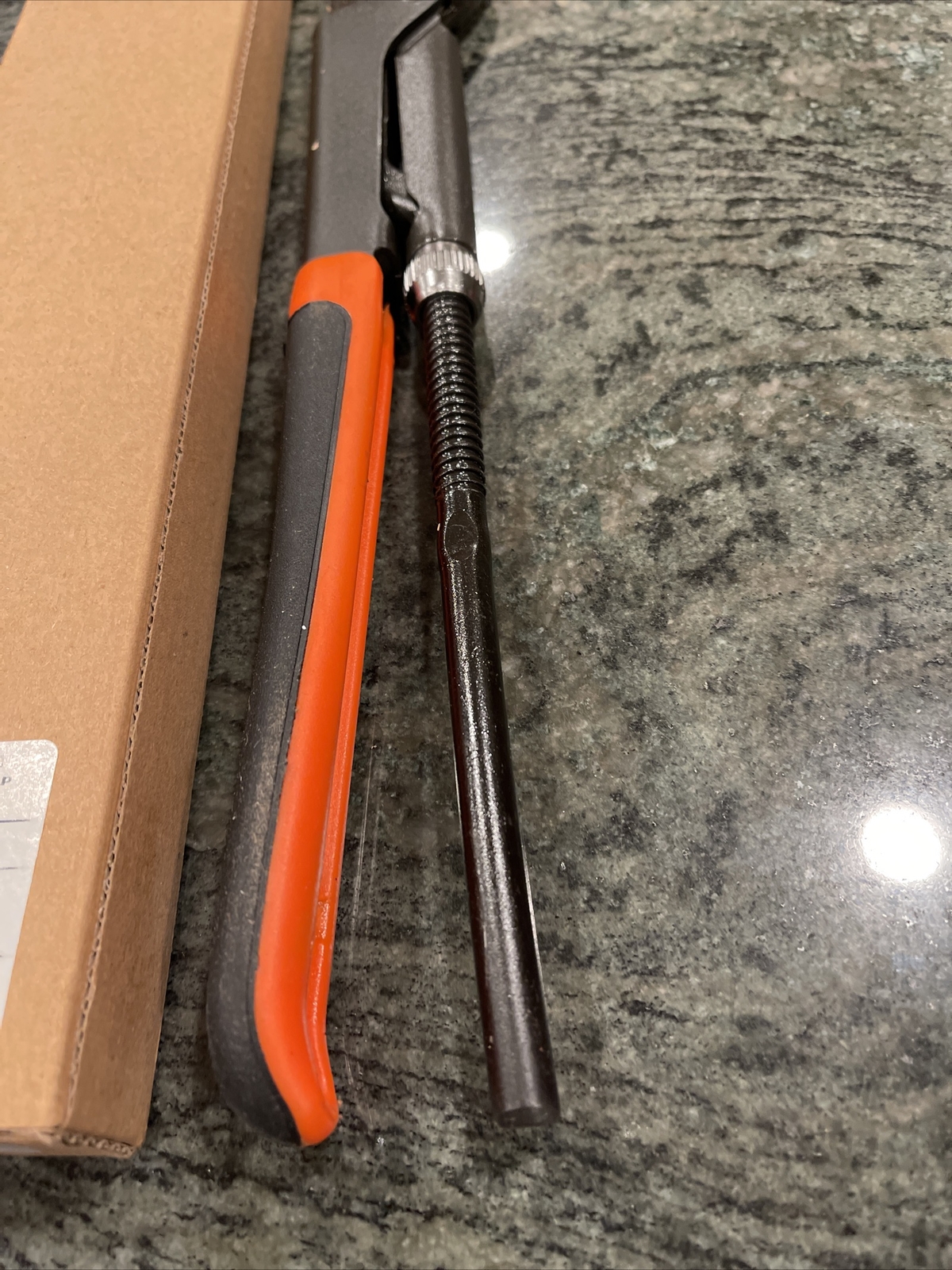 Snap On pwz1o 12-5/8” plier wrench in orange