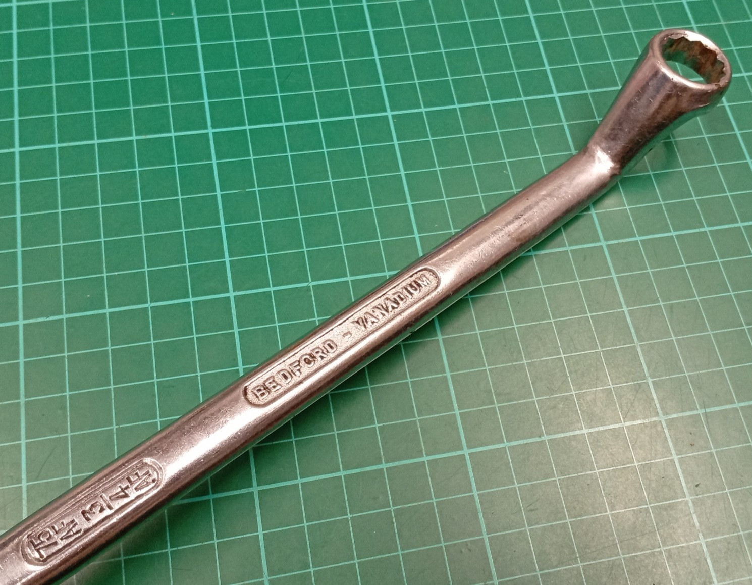 BEDFORD Vanadium, 5/8″ x 3/4″ AF, Offset Ring Spanner, Made In England