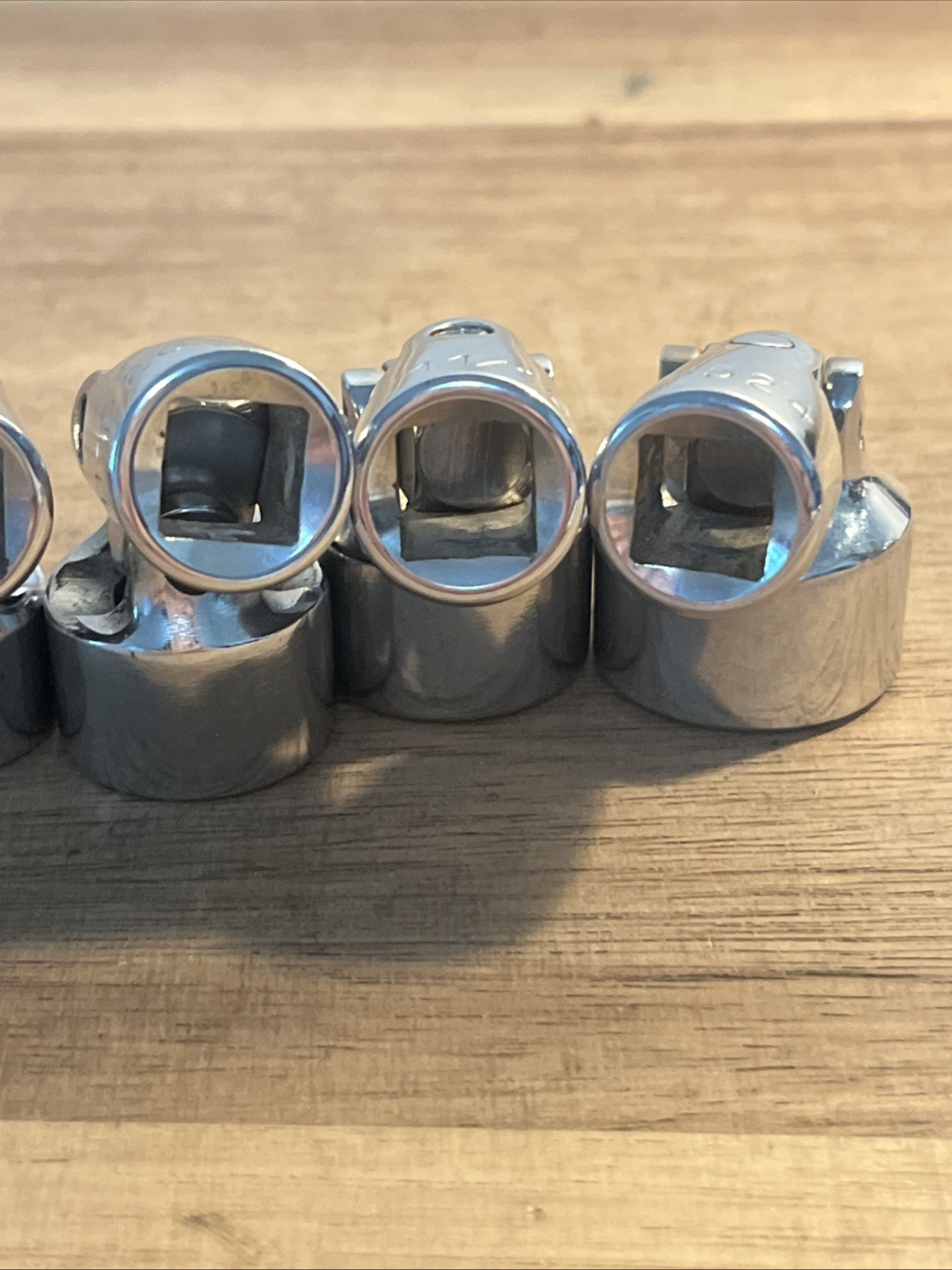 Armstrong 7 Pc 3/8″ Drive Universal Swivel Socket Set 3/8″-3/4″
