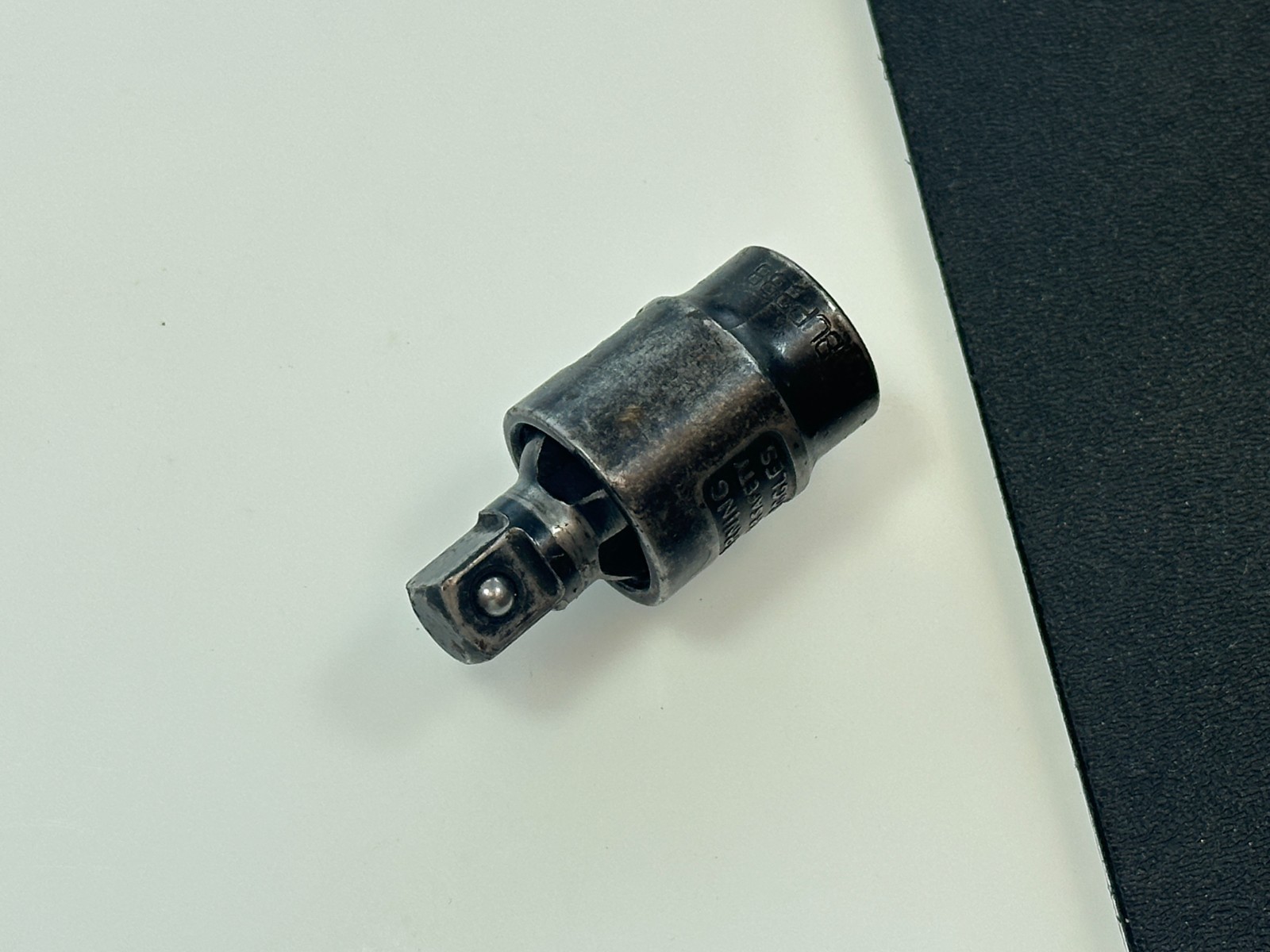 Matco Tools 3/8″ Drive Impact Pinless Swivel Universal Joint Adapter BUP2BB