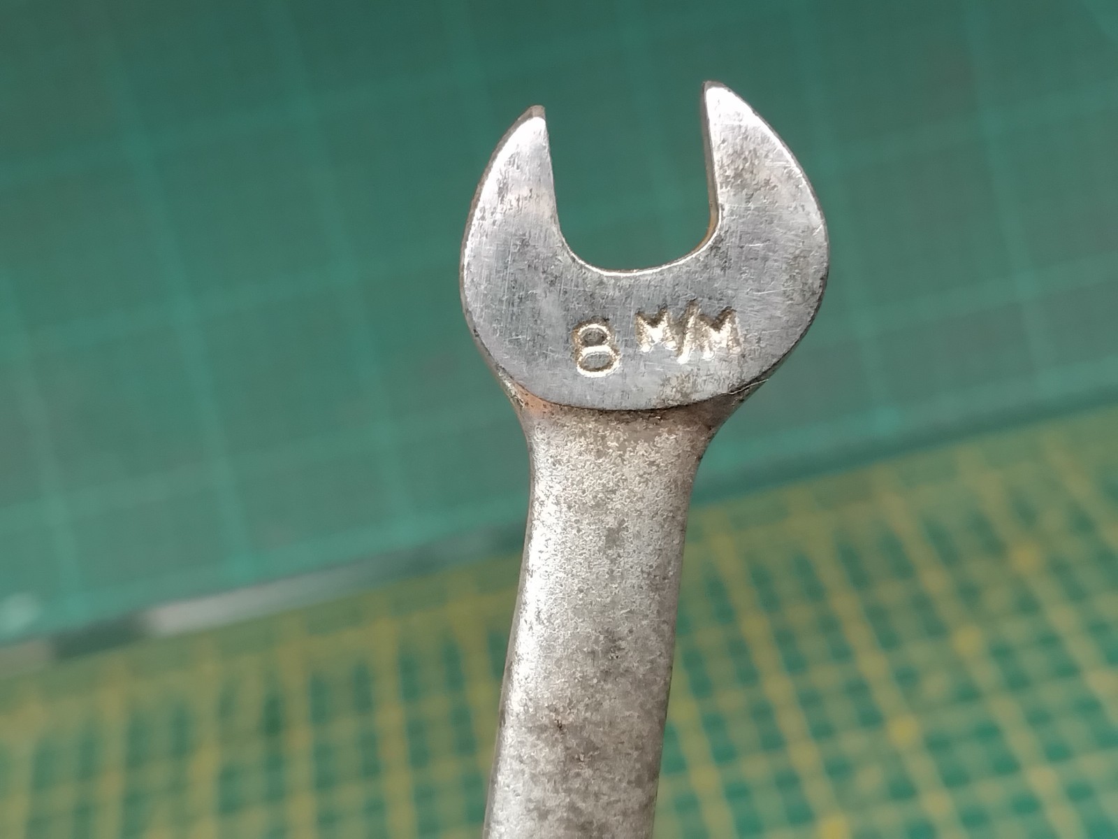 2 x Britool open ended metric spanners 8mm x 9mm/10mm x 11mm LT22189-LL