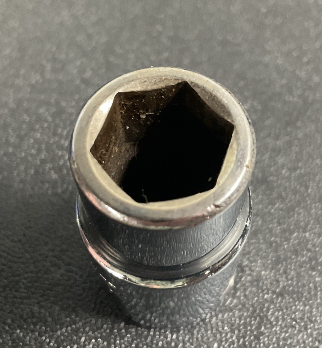 Mac Tools 1/2″ 6 Point (1/2″ Drive) Shallow Standard Socket V166 Made in USA