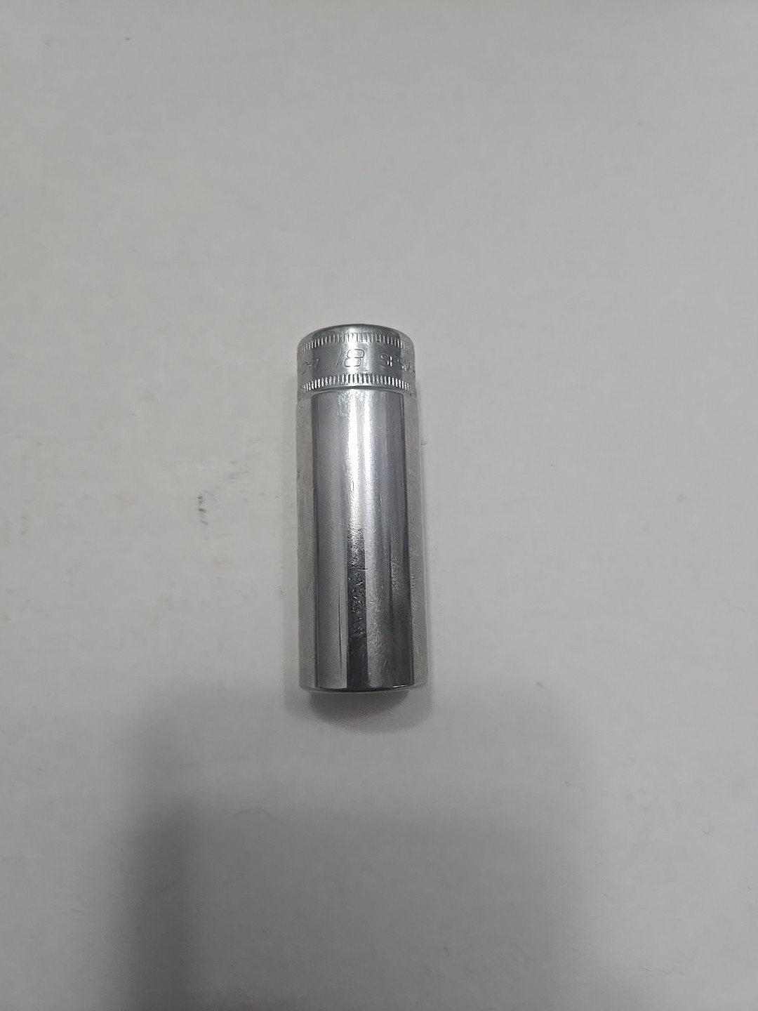New snap on 18mm 3/8ths Drive deep chrome six point socket Sfsm18 USA