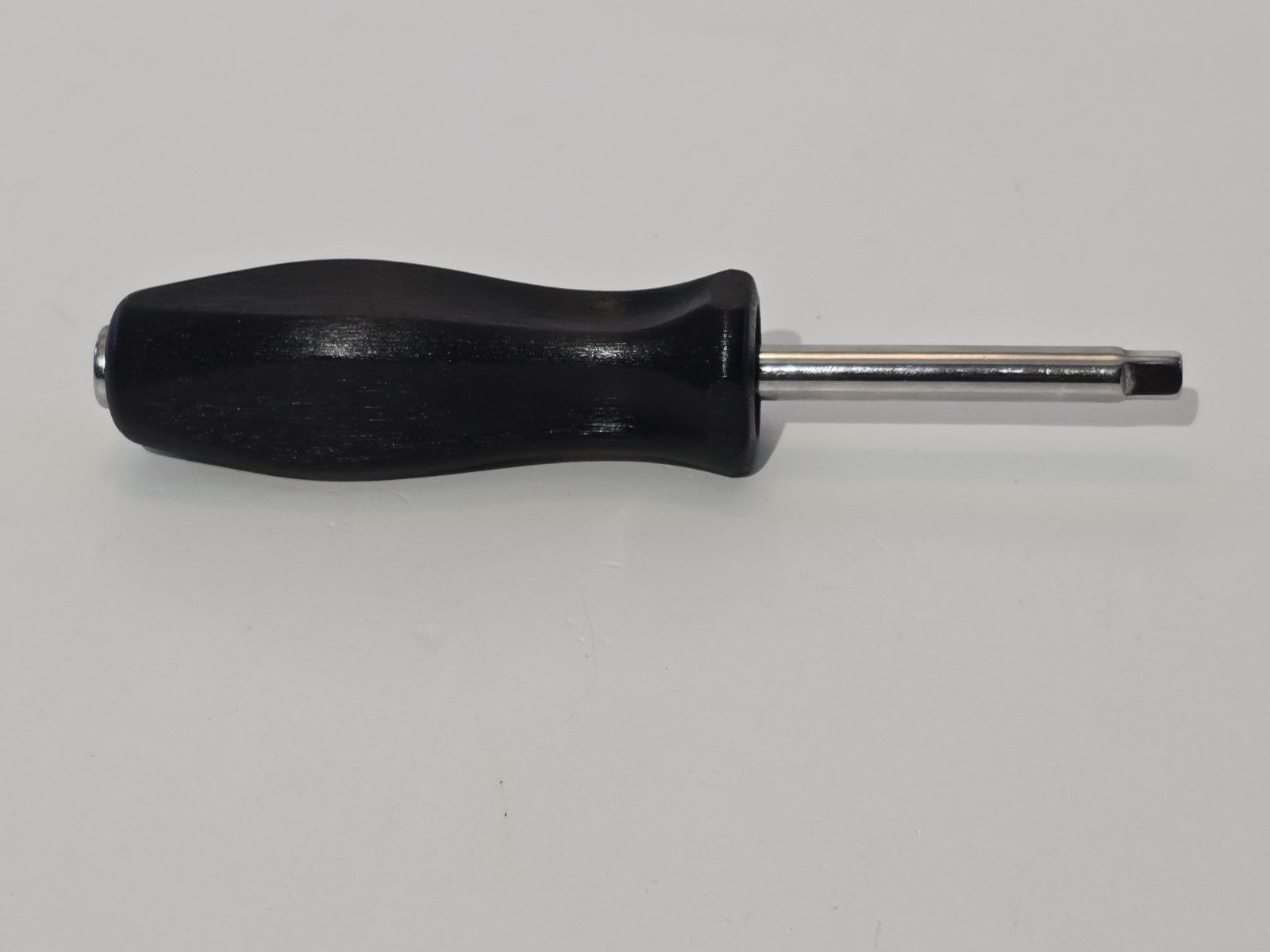 NEW! 🇺🇸 Snap-on Tools USA BLACK Hard Handle 1/4″ Standard Shank Driver TM4CSA