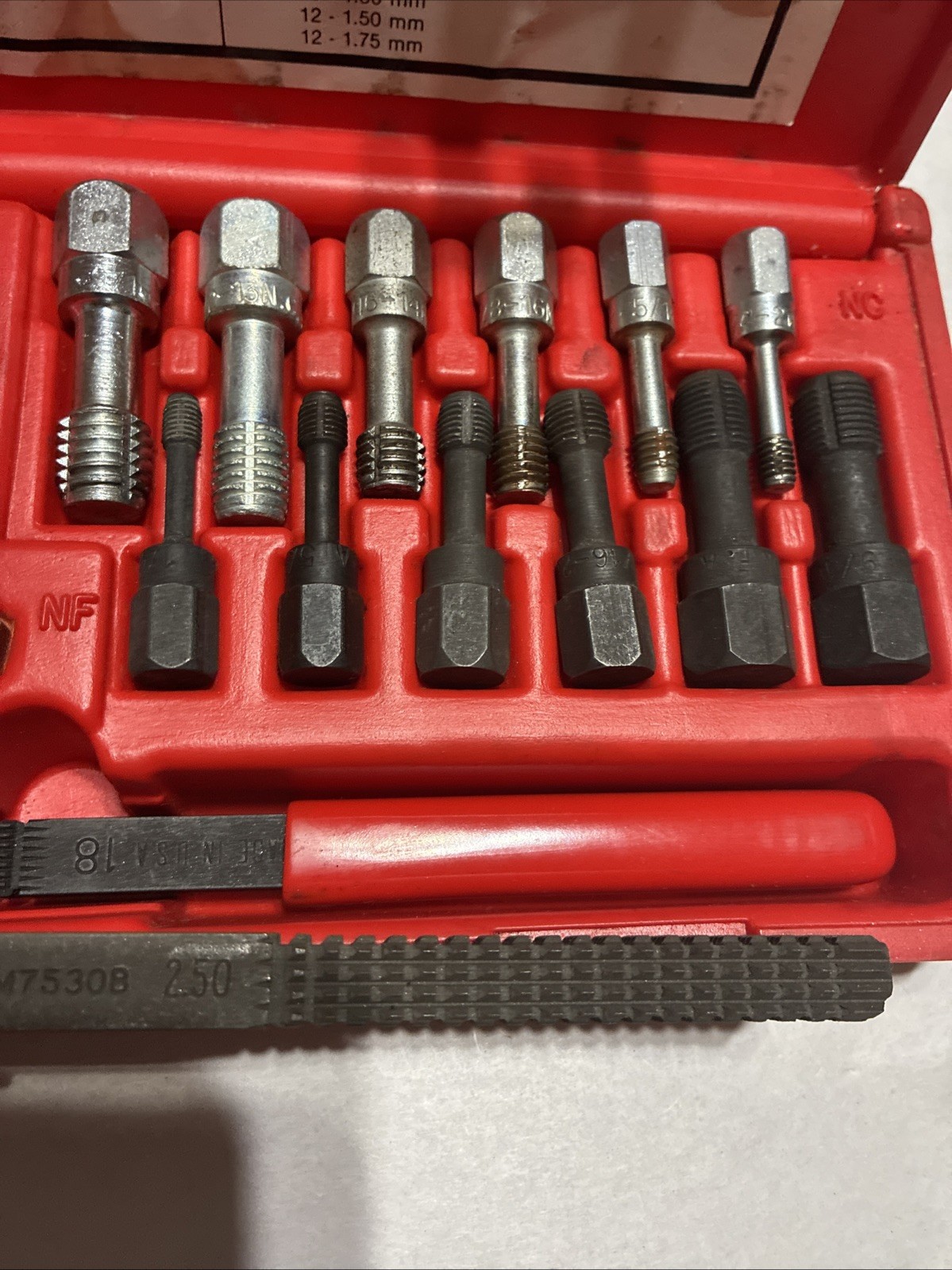 Snap-On RTD33 Fractional / Metric Rethreading Set in Case – Made in USA