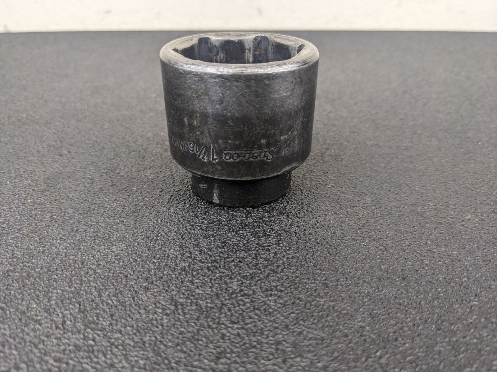 #bl391 Snap-On Tools IM460 1-7/16″ Shallow Impact Socket 1/2″ Drive 6 Point