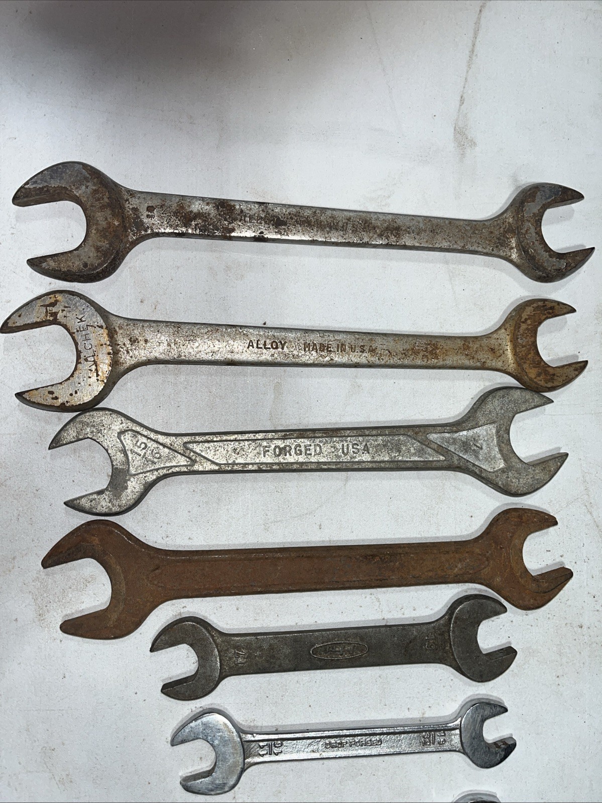 11 Wrenches Multiple Sizes And Brands