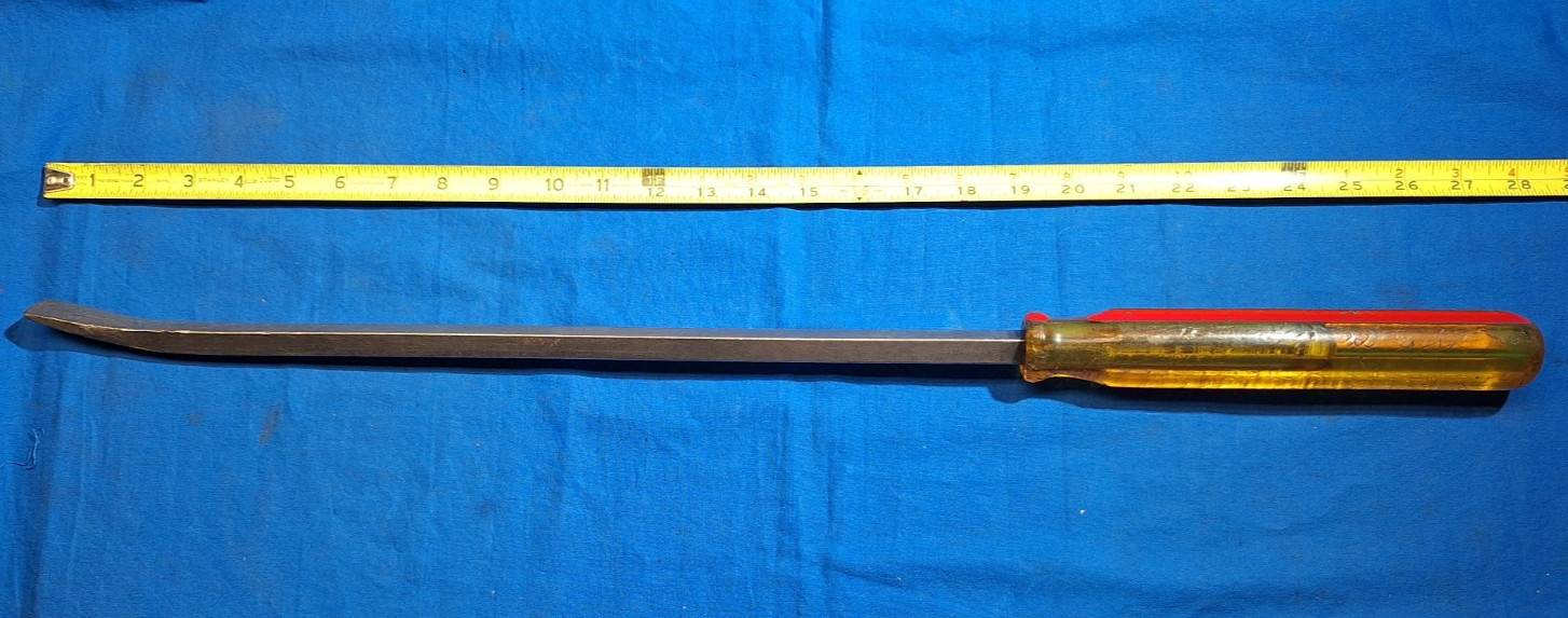 Vintage Mac Tools PB18 red and yellow handle pry bar 28″ long