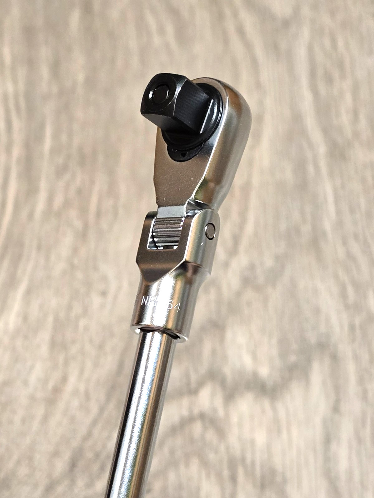 VIM Tools 3/8″ dr Nano Ratchet Head Attachment fits any 1/4″ dr Extension #NRA64