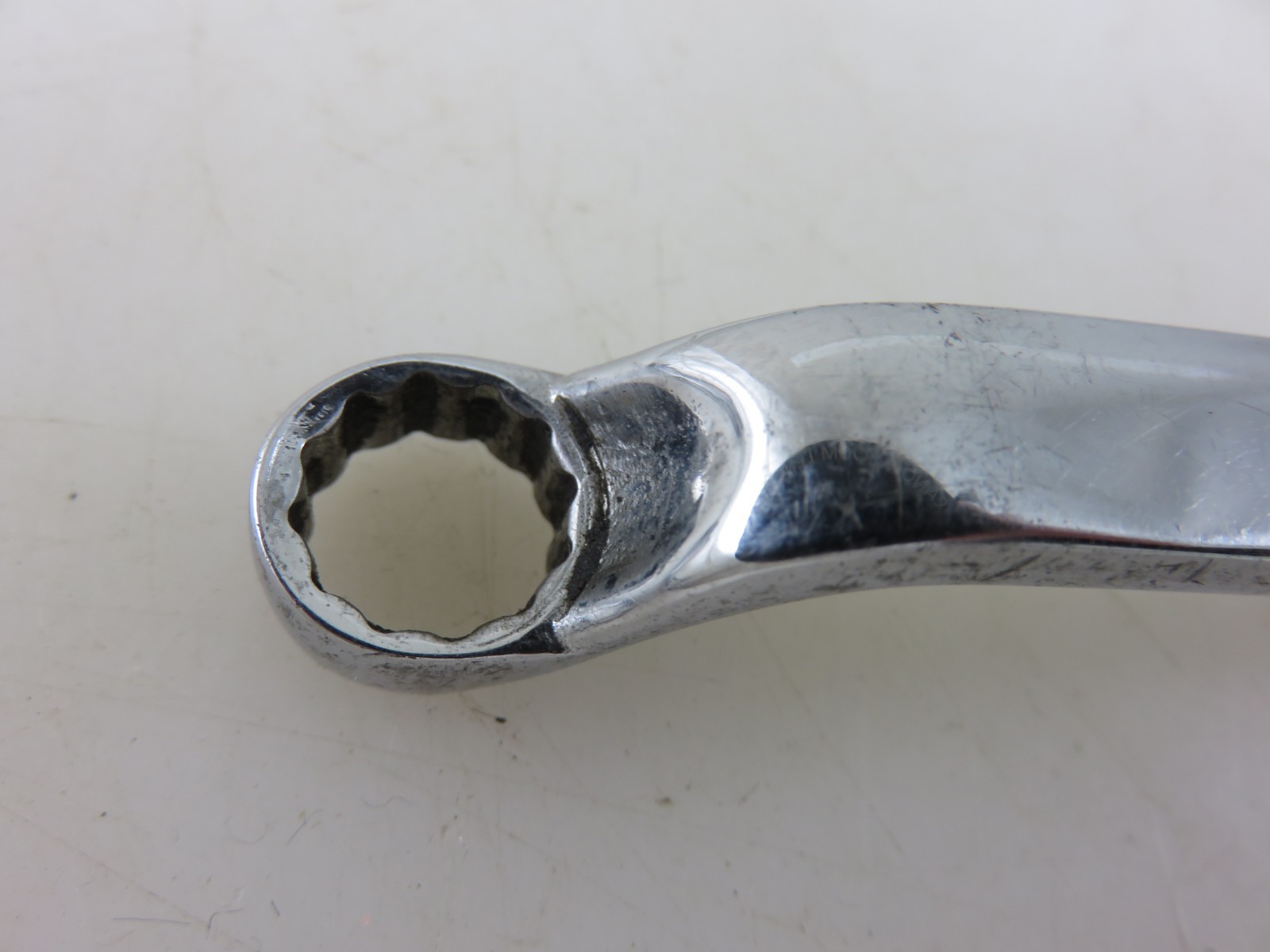 Snap-On XOM1011 METRIC 60° Offset Box End Wrench 10mm x 11mm Vintage Made In USA