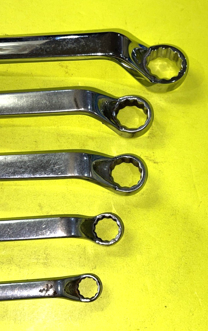 SNAP-ON TOOLS 5 PIECE SAE. DEEP OFF-SET BOX-END WRENCH SET 3/8 TO 15/16