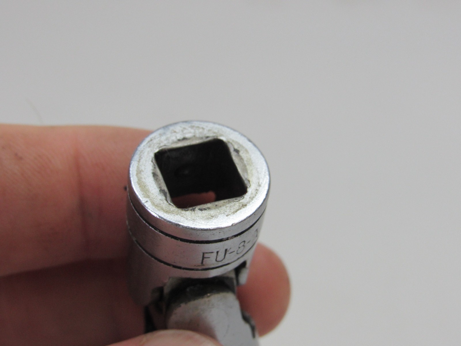 Snap-on Tools FU8A 3/8″ Drive Universal Swivel Joint Socket Adapter USA