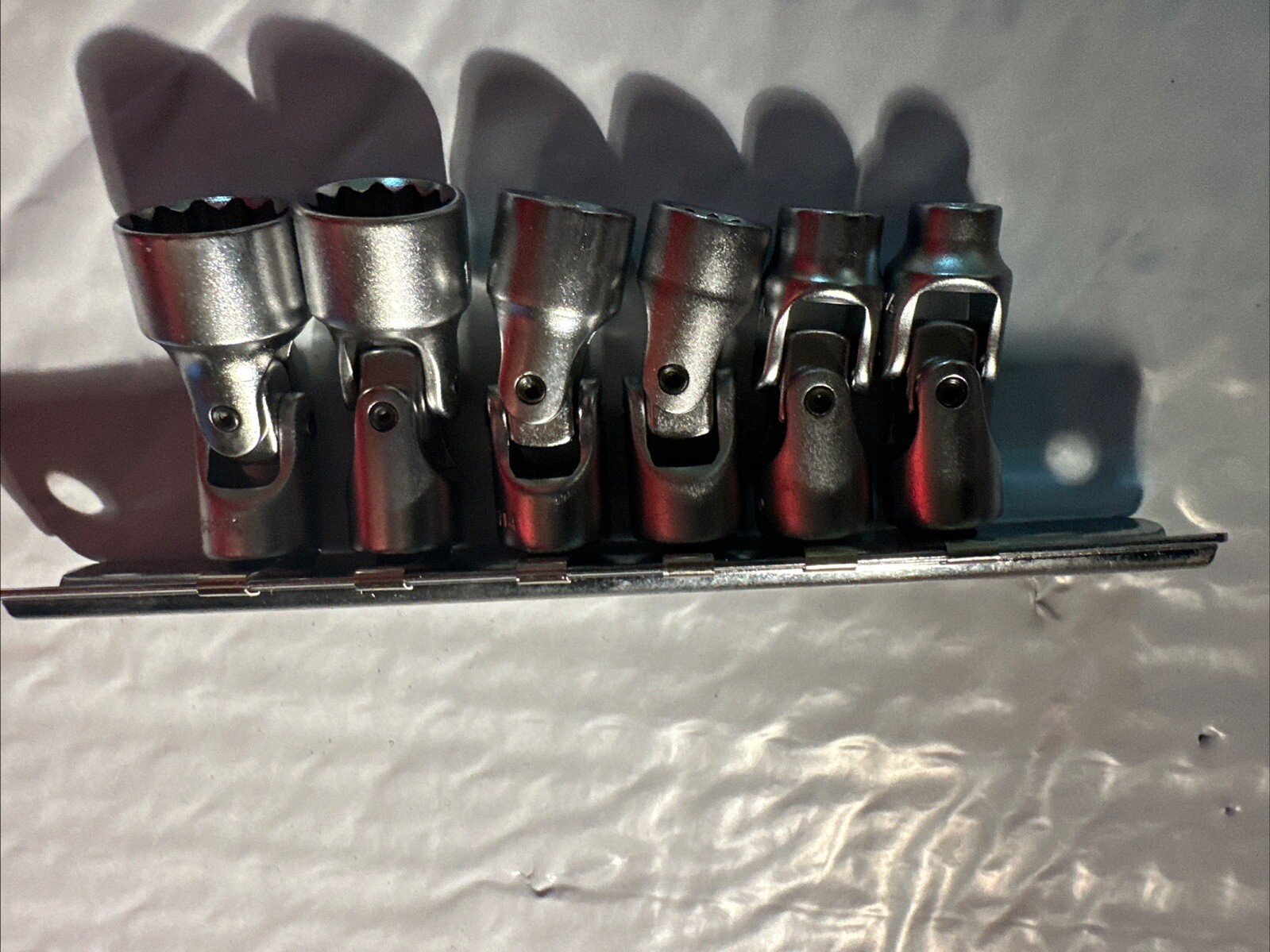Genius Tools 6 Piece 1/4″Drive SAE Universal Hand Socket Set (12-Point) US-206S