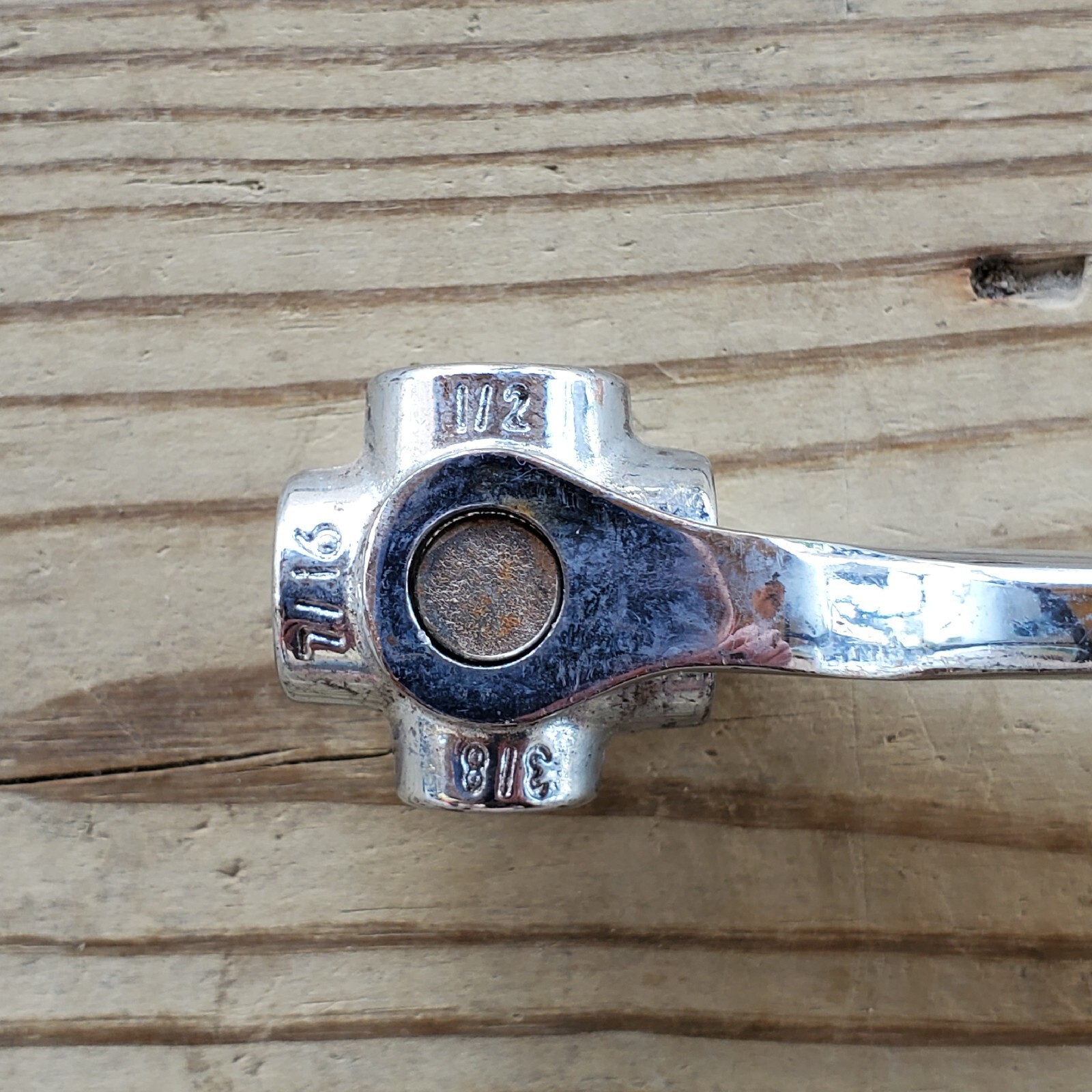 Great Neck 8 in 1 Wrench Six-point 3/8″ 7/16″ 1/2″ 9/16″ 10 Inches Long Standard