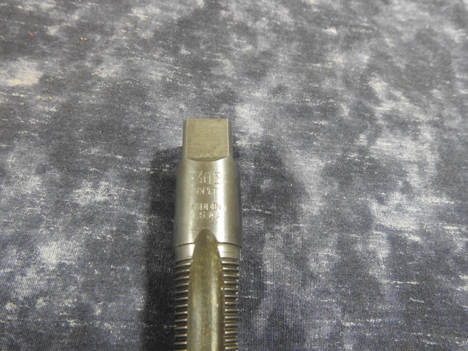 3/8″-18 NPT Taper Pipe Tap USA RH Steel 4 Flute USA