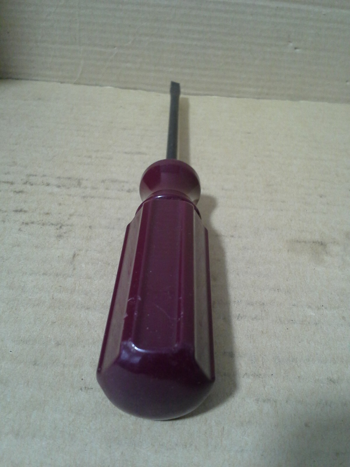 VTG. Sears 9_41118 USA WF Burgundy Handle Flat Head Screwdriver. VGC