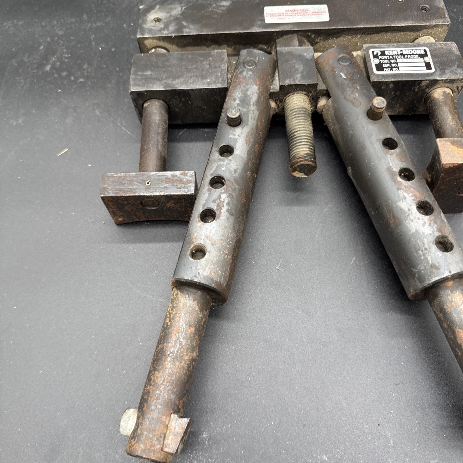 Kent Moore Cylinder Liner Puller PT-6405-A Cummins 855