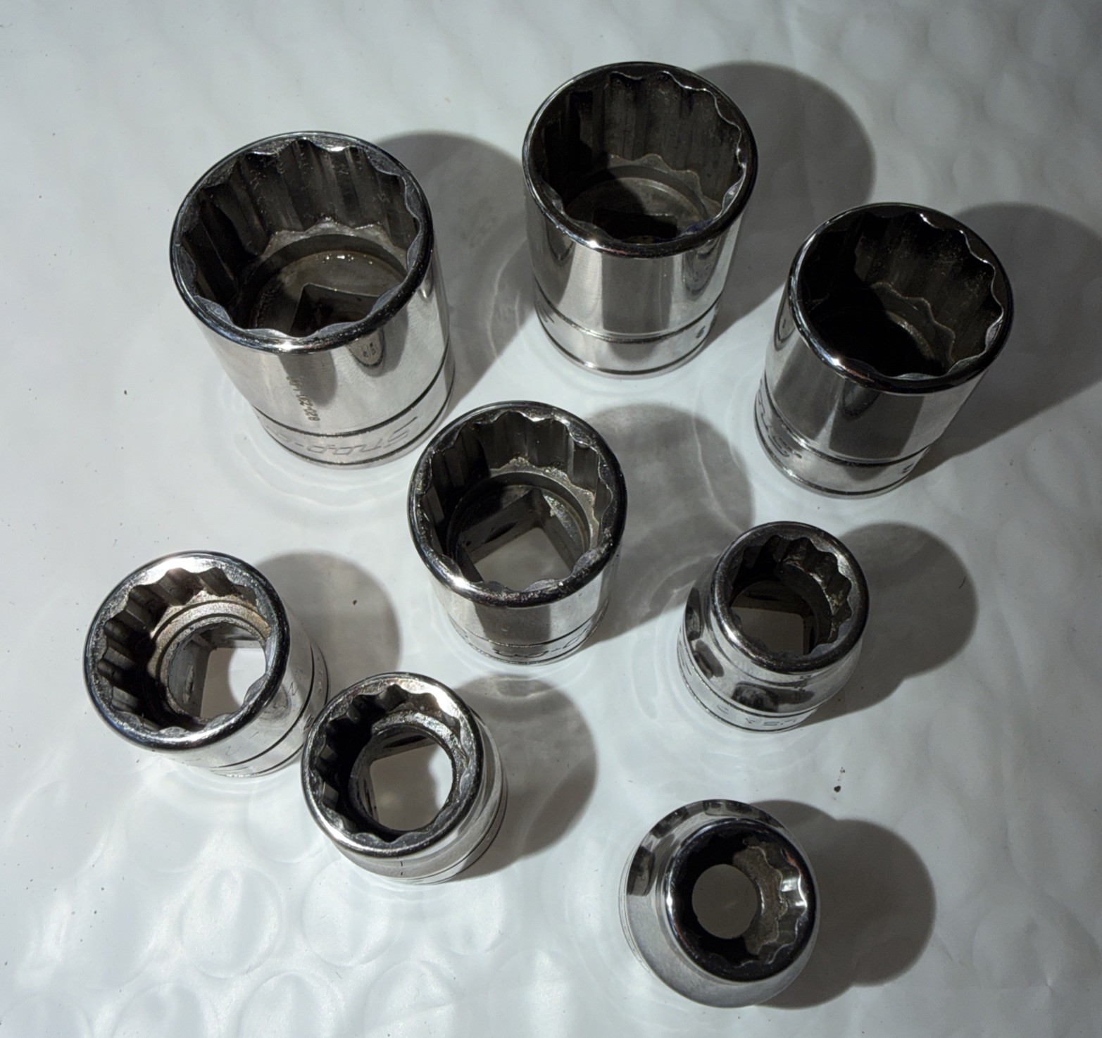 Snap-On Tools Socket Set 3/8″ Drive 11/32-TO-3/4-12 Point 8 Pieces